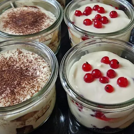 Bed & Breakfast 5 Zmyslow Akademia Wypoczynku Grzybowo (West Pomeranian)