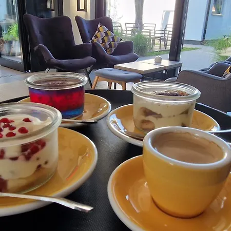 Bed & Breakfast 5 Zmyslow Akademia Wypoczynku 4*